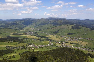 Bernau vom Flugzeug aus.  Foto: Achim Mende.