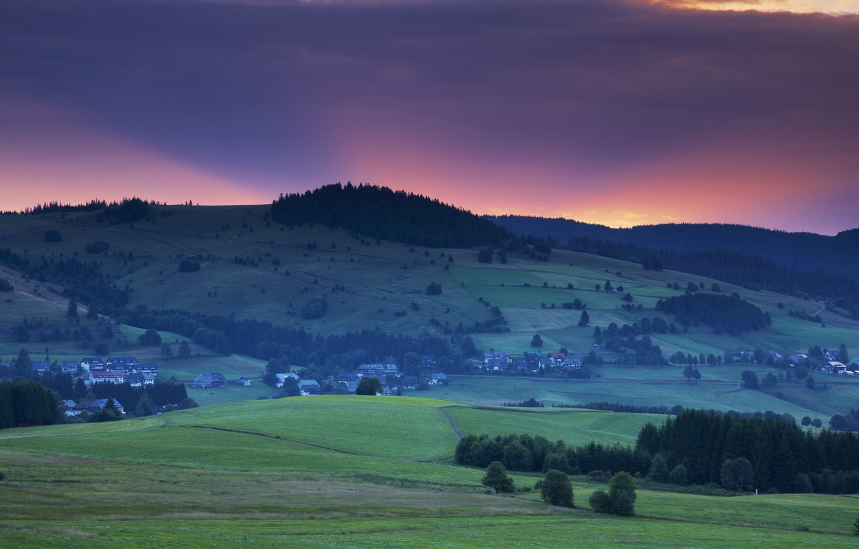 Abenddmmerung im Bernauer Hochtal im sdlichen Schwarzwald. Foto: Erich Spiegelhalter